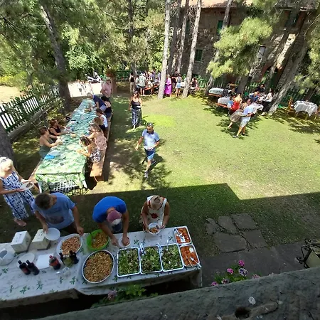 Fattoria Di Arsicci Villa
